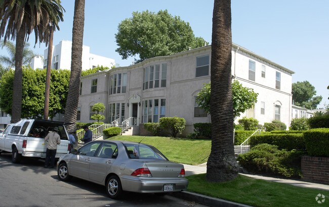 5134 Clinton Street - 5140 Clinton Avenue