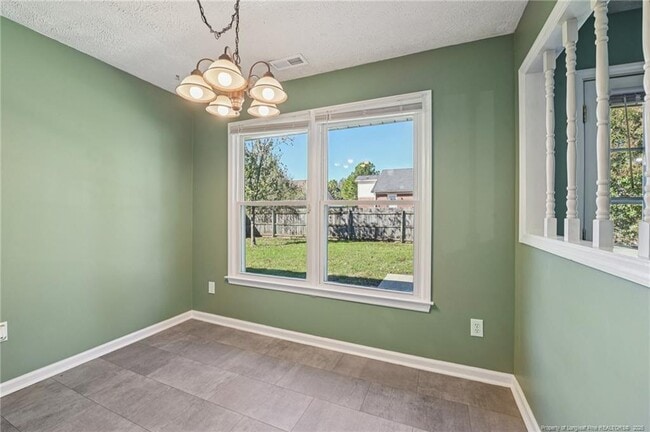 Building Photo - 2932 Chillingworth Dr
