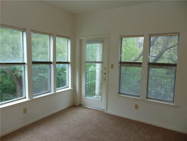 Building Photo - 3115 Tom Green St