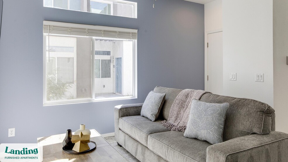 Primary Photo - 2705 N Rancho Dr