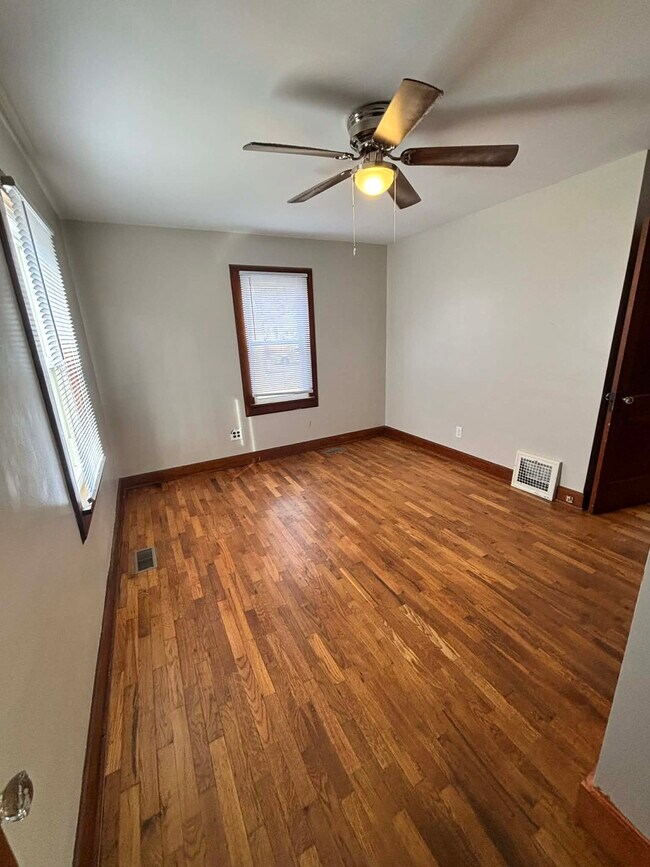 Building Photo - 1845 S Ida St