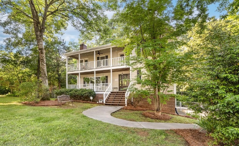 Building Photo - 552 Blue Rock Dr
