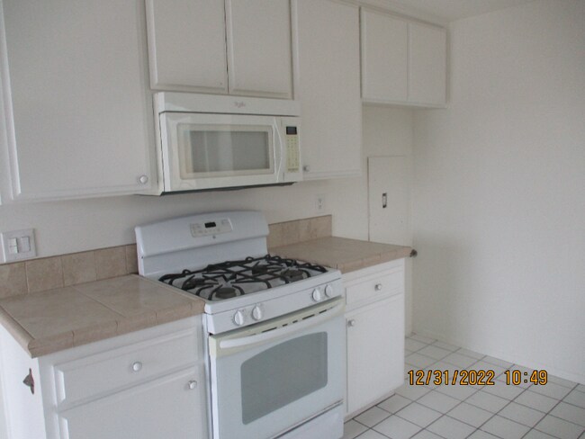 Building Photo - 100 S El Camino Real