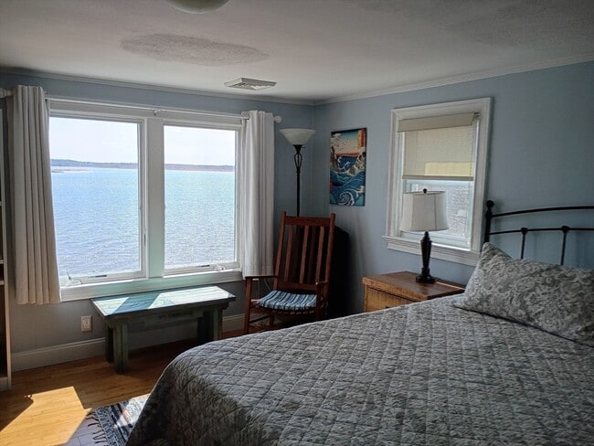 Building Photo - 39 Harbor St