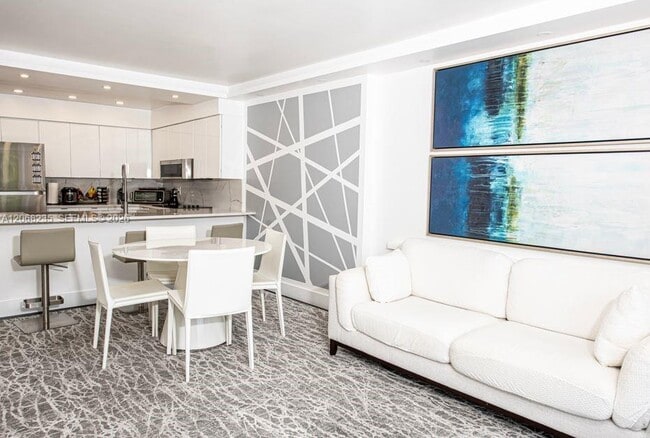 Building Photo - 401 Ocean Dr