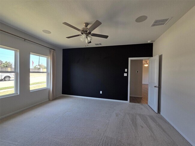 Building Photo - 8902 Grand Western