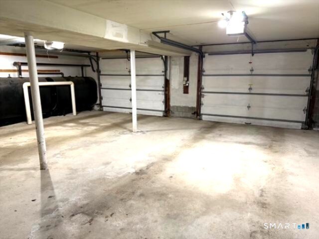 Building Photo - 16 Clearview Dr