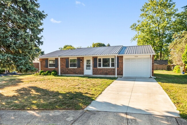 Primary Photo - 2520 Glenmore Ct