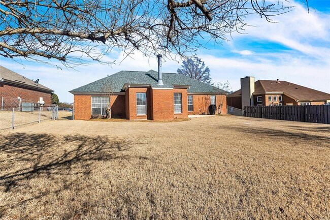 Building Photo - 7406 Mill Ridge Ct