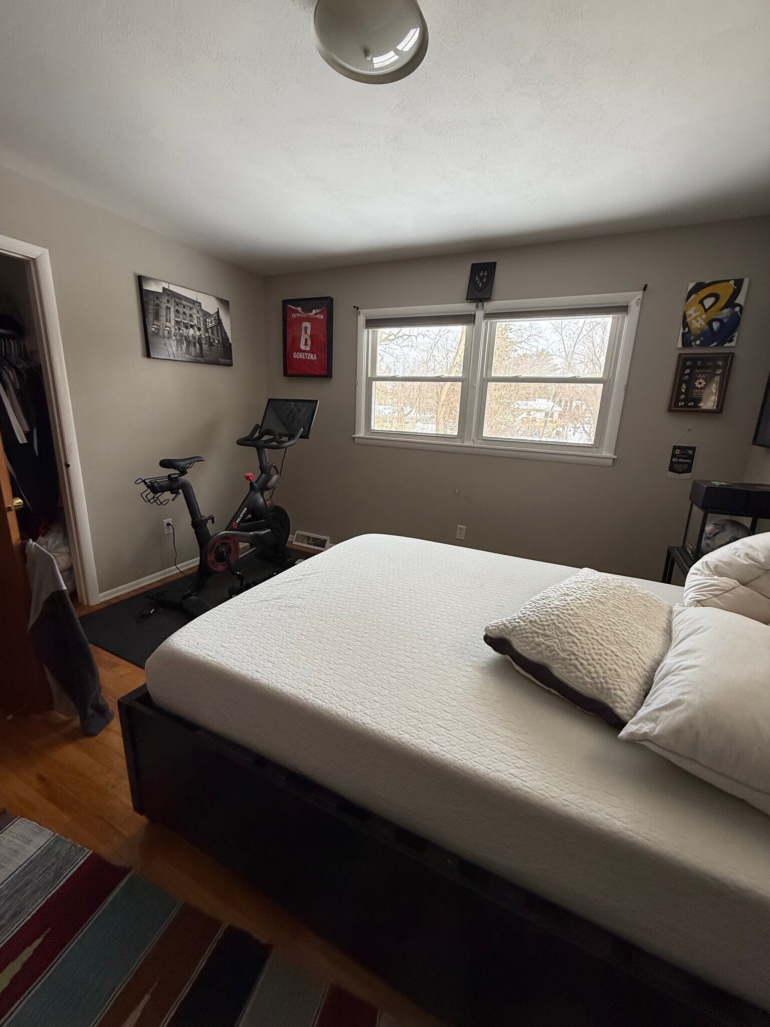 Building Photo - 7 Apple Blossom Ln