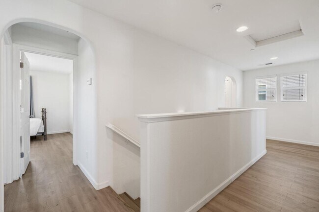 Building Photo - Newly Built 4/2.5 in Northwest Fresno Gate...