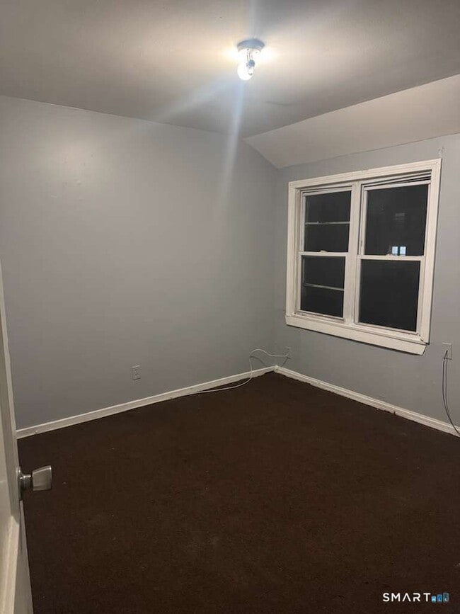 Building Photo - 33 Cannon Rd