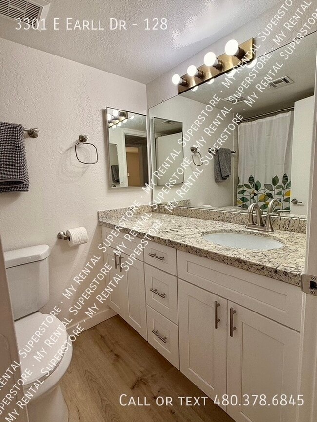 Building Photo - 3301 E Earll Dr