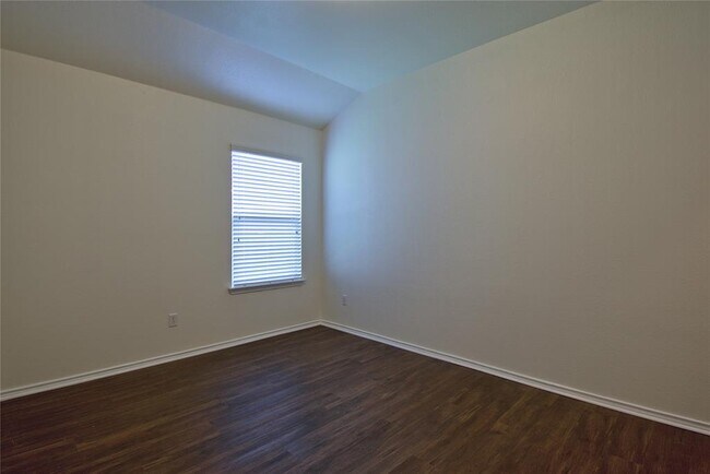 Building Photo - 16724 Ruggio Rd