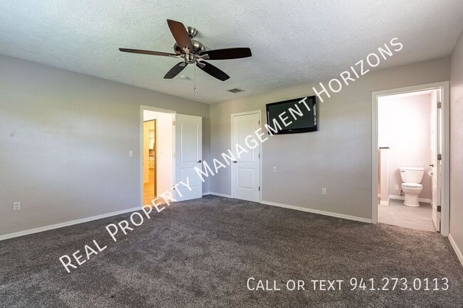 Building Photo - 5217 Canterbury Dr