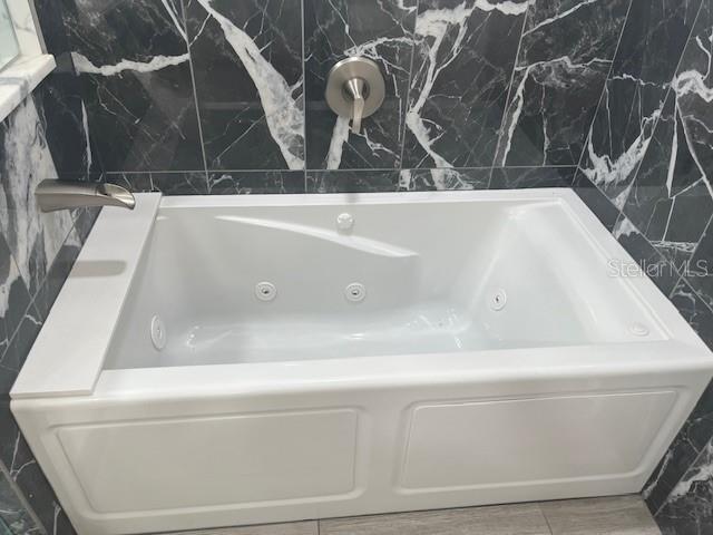 Building Photo - 640 Floridian Dr