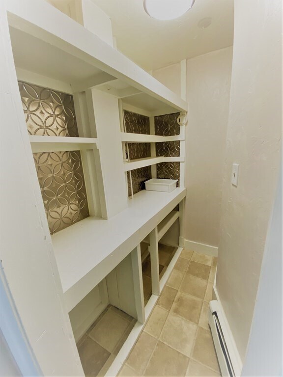 Building Photo - 279 Bowen St