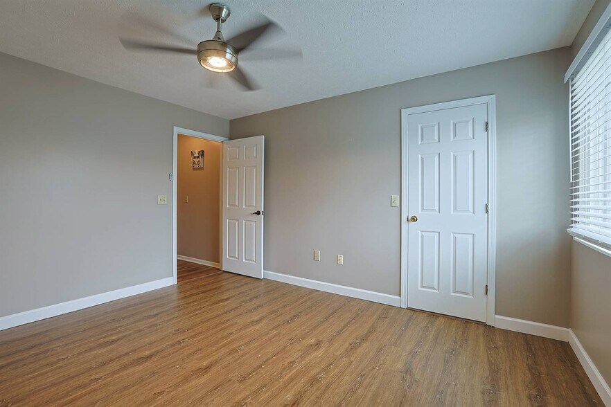 Building Photo - 6635 Brigham Sq