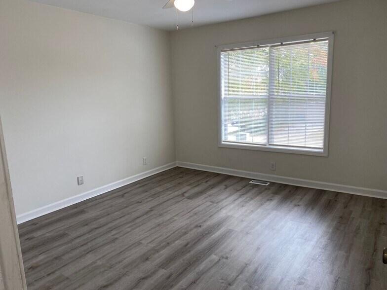 Building Photo - 6301 Timberline St