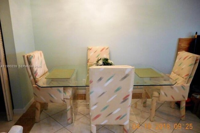 Building Photo - 134 Coventry F