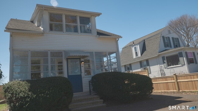 Building Photo - 49 Sound View Heights