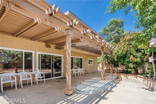 Building Photo - 6111 E Calle Pantano
