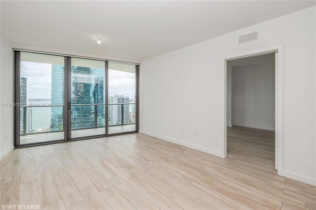 Building Photo - 1300 S Miami Ave
