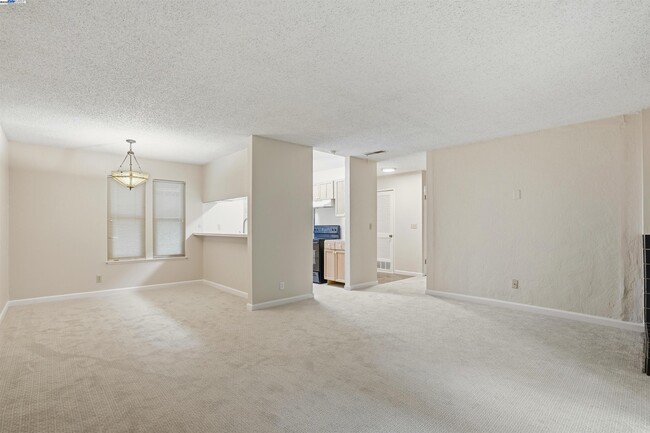 Building Photo - 1930 Camino Verde