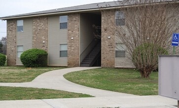 Building Photo - 25600 Smithfield Rd