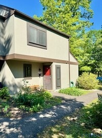 Building Photo - 11753 N Briar Patch Dr