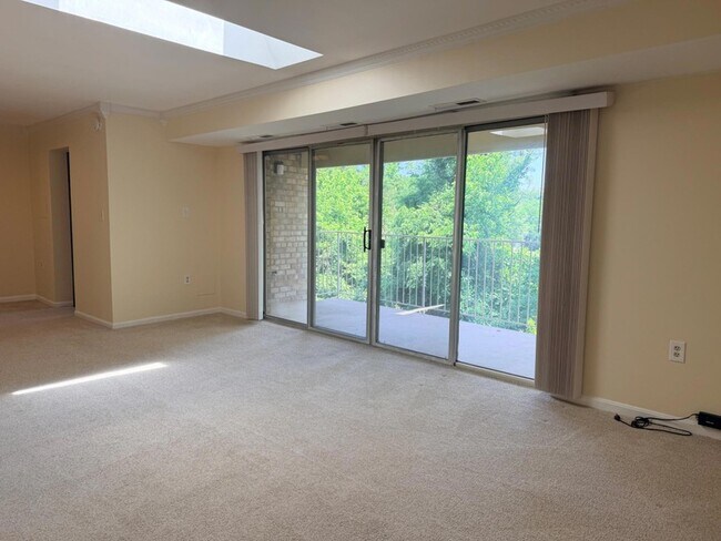 Building Photo - 2839 Kalmia Lee Ct