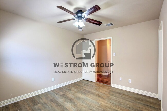 Building Photo - 10856 Devontree Dr