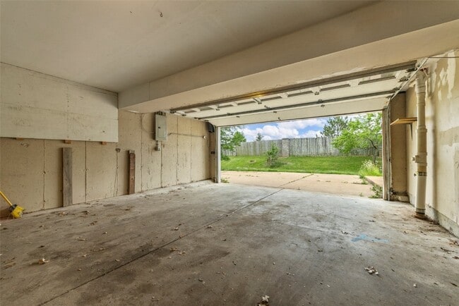 Building Photo - 4 Great Knight Ct