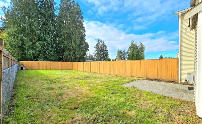 Building Photo - HudDea#7