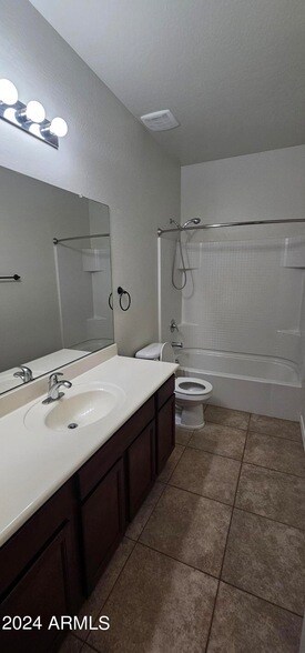 Building Photo - 10430 E Verbina Ln