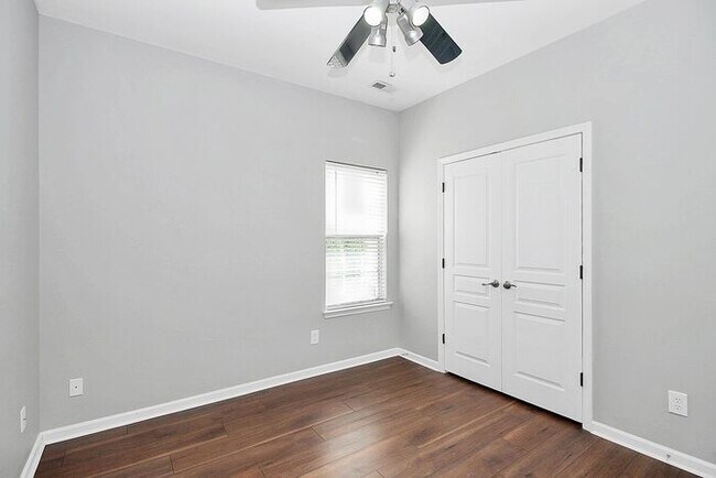 Building Photo - Beautiful 3BD/2BA Ranch in Alexander Chase!