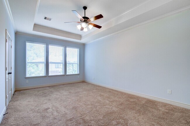 Building Photo - 30 Daffodil Meadow Pl