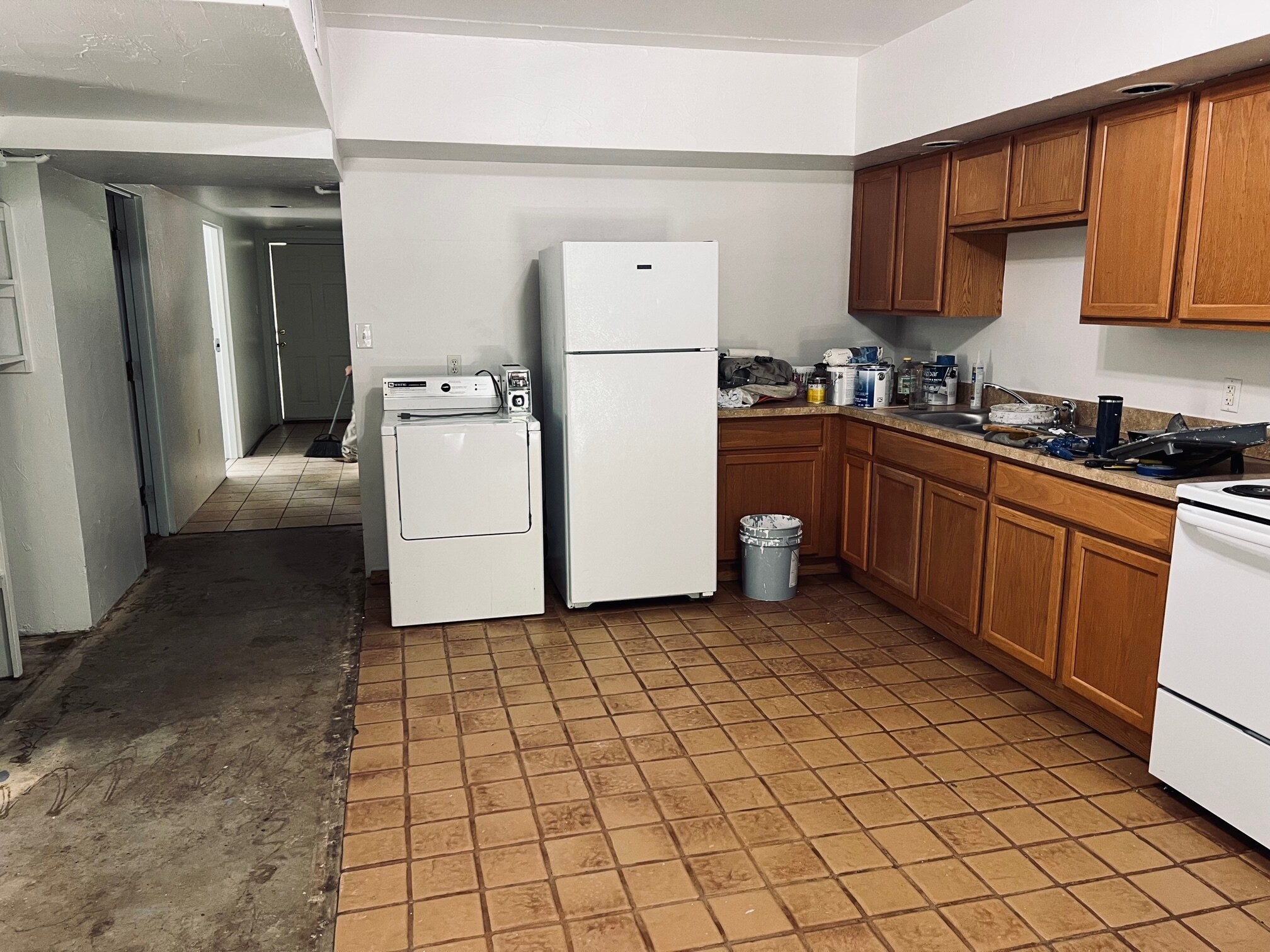 Building Photo - 223 N Lincoln St