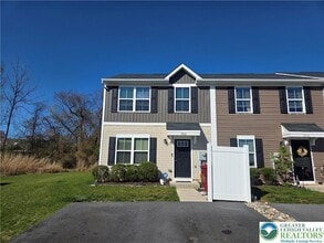 Building Photo - 2500 Alex Rd