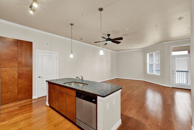 Building Photo - 300 St Joseph Pkwy