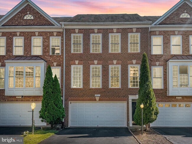 Building Photo - 4371 Palton Dr