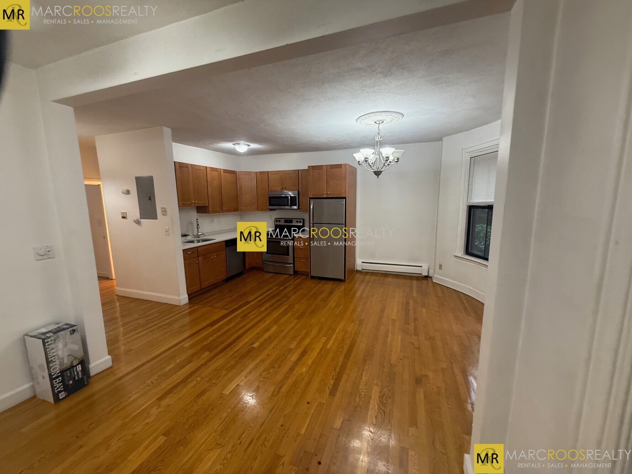 Building Photo - 43 E Springfield St