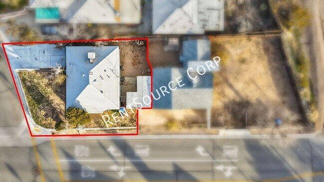 Building Photo - 1040 Flora St