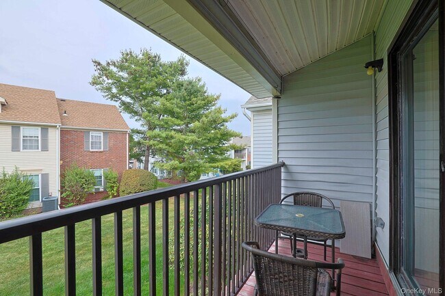 Building Photo - 106 Cartwheel Ct