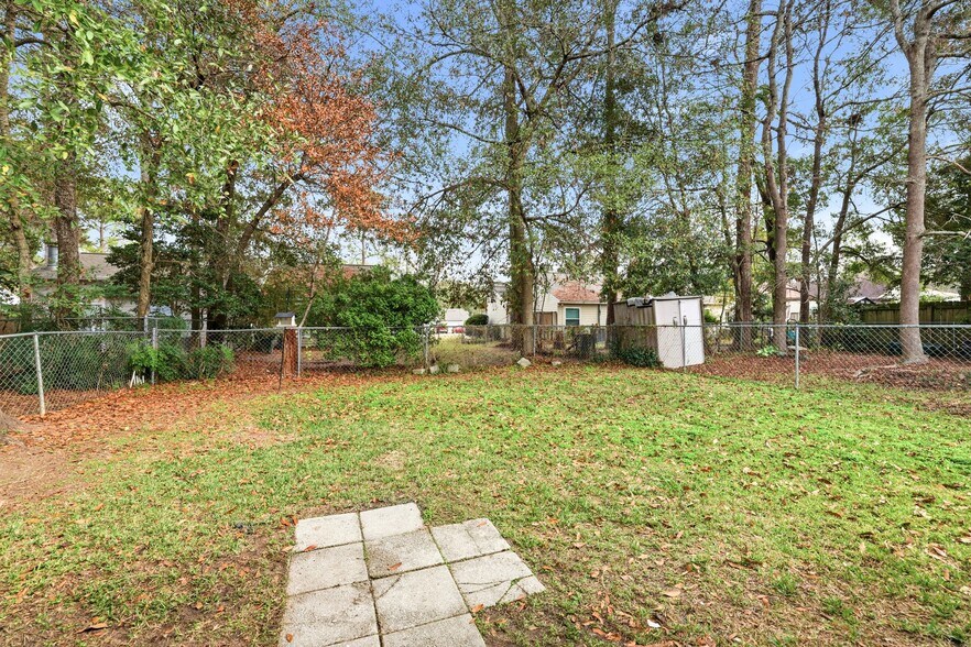 Building Photo - 3235 Mound Dr