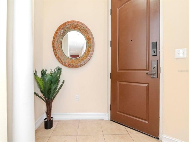 Building Photo - 13941 Clubhouse Dr