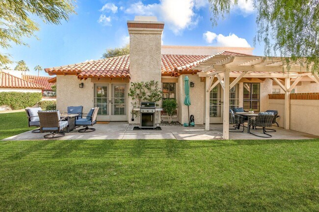 Building Photo - 117 Trento Cir