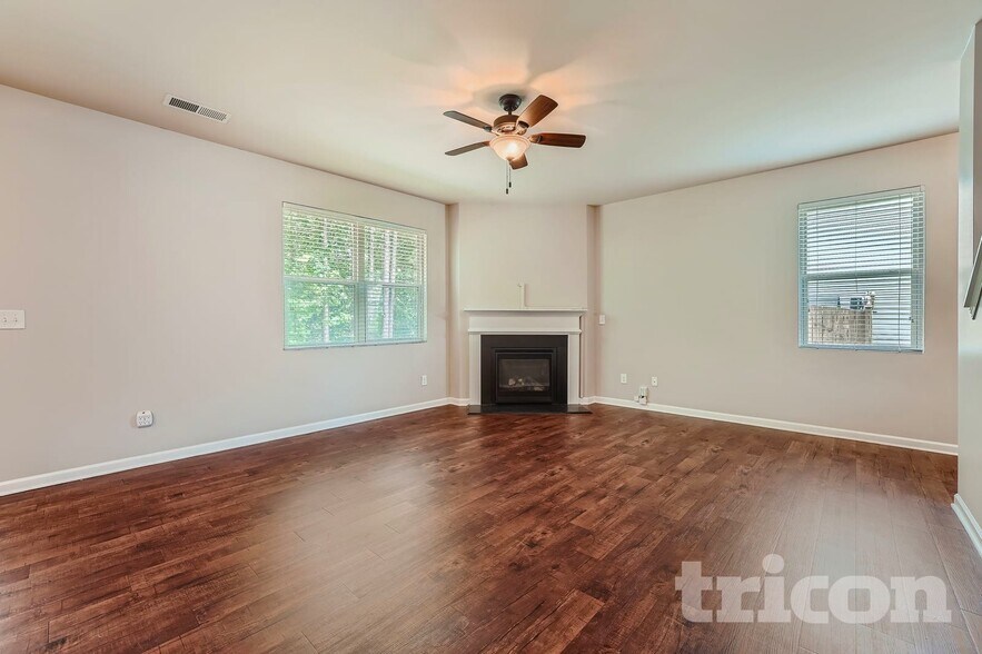 Building Photo - 38 Possum Creek Ln