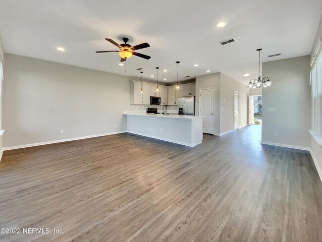 Building Photo - 12903 Ludo Rd
