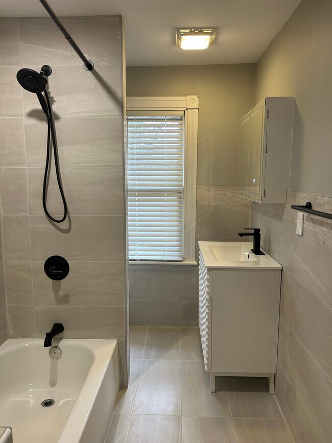 Building Photo - 74 Delaware Ave